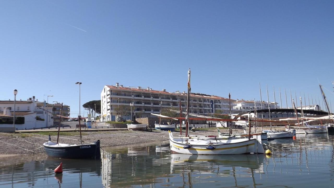 Apartaments Club Nautic Л'Аскала Екстер'єр фото