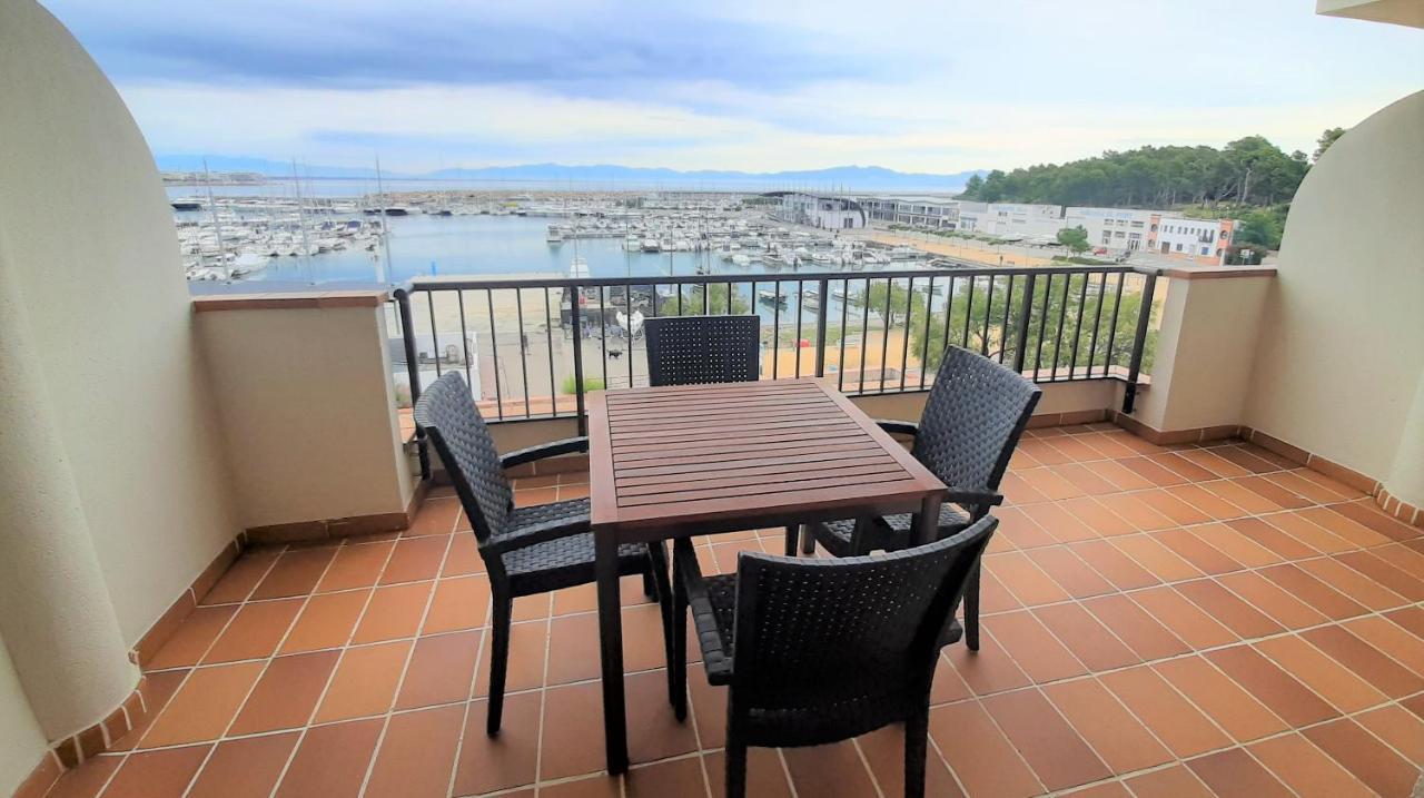 Apartaments Club Nautic Л'Аскала Екстер'єр фото