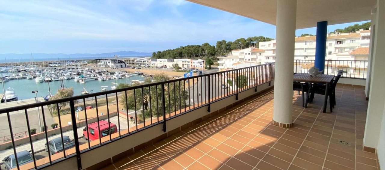 Apartaments Club Nautic Л'Аскала Екстер'єр фото